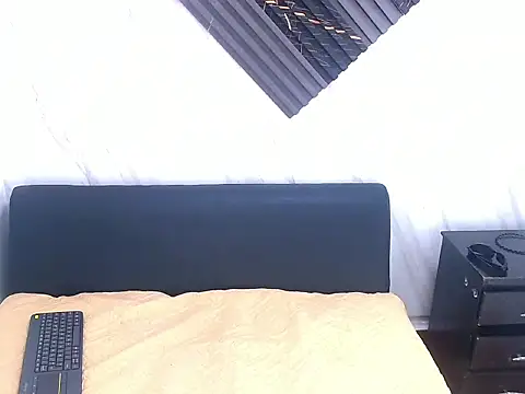 SamiSaturno online show from 02/09/26, 07:07