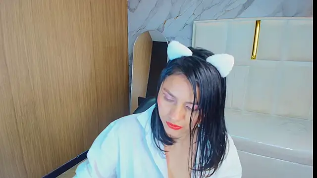 rox luxury tf online show from 04/01/26, 01:34