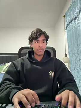 Pedestal diamant online show from 02/25/26, 11:14