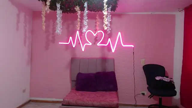 Snapshot of astrid_blaze_27 chatting on 03/10/26, 03:50 astrid blaze 27 online show from 03/10/26, 03:50