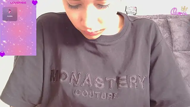 ScarlettMus online show from 04/07/26, 08:20