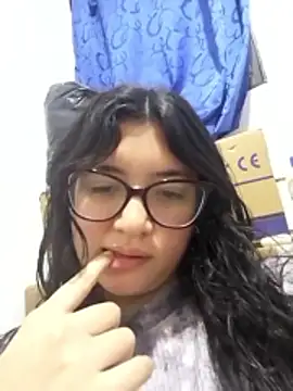 Dahlia-Rose online show from 03/06/26, 01:24