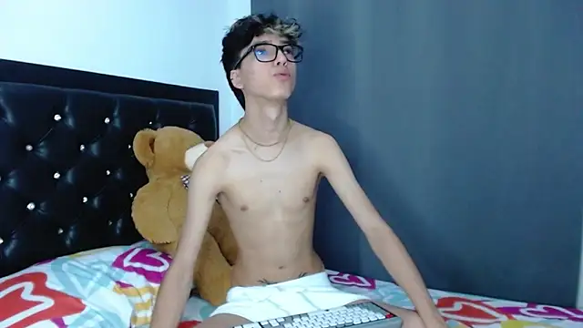 gabriel x18 online show from 04/15/26, 10:43