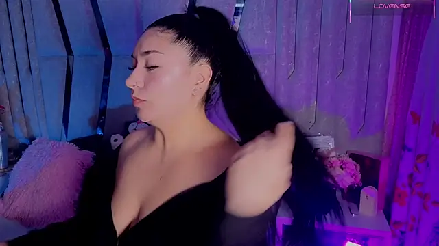 Grecia Valmont online show from 02/16/26, 07:43