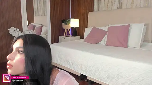 missthailand  online show from 04/21/26, 10:34