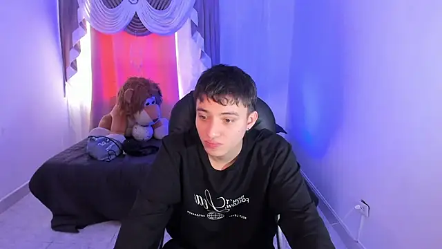 Wesleey-Boy online show from 02/25/26, 07:45