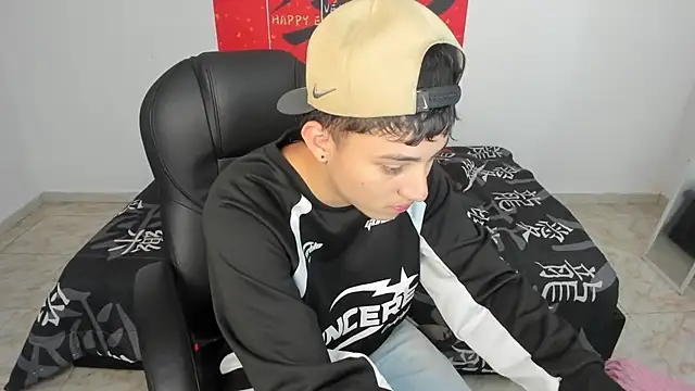 Wesleey-Boy online show from 04/11/26, 07:40