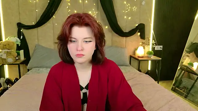 Snapshot of Milana_Bold chatting on 05/17/26, 09:11 Milana Bold online show from 05/17/26, 09:11