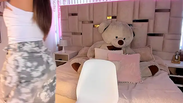 valery se  online show from 04/18/26, 11:25