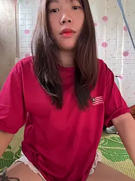 Snapshot of DoliceGirl2k chatting on 06/27/26, 03:22 DoliceGirl2k online show from 06/27/26, 03:22