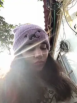 Ella 7 online show from 03/03/26, 09:21