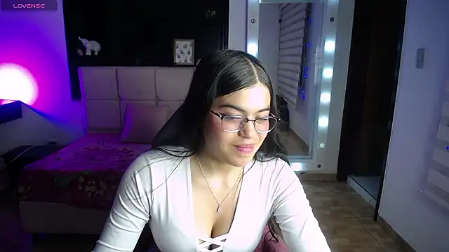 Katia pretty x online show from 03/18/26, 04:15