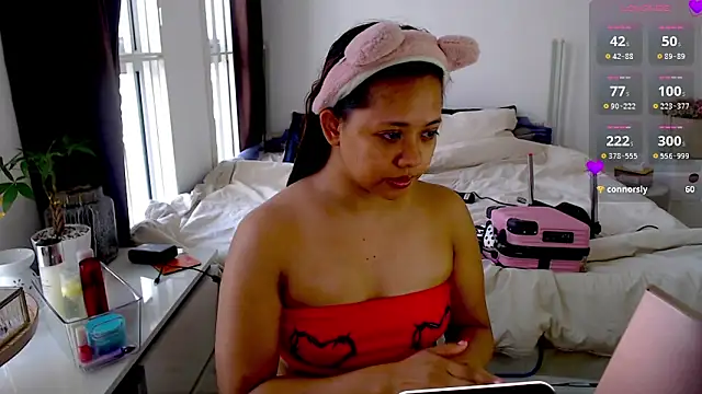 Snapshot of MyAsianWaifu chatting on 07/16/26, 01:00 MyAsianWaifu online show from 07/16/26, 01:00