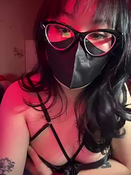 HaleyKin online show from 04/01/26, 07:33