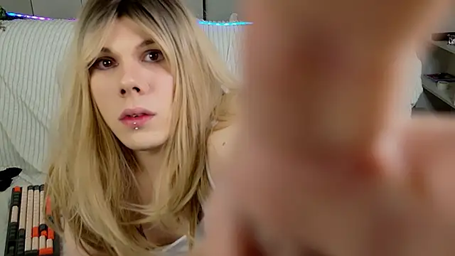 SnezanaLive online show from 03/01/26, 08:44