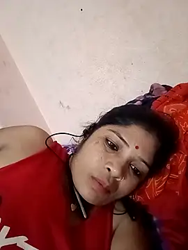 Snapshot of Horney_Bhabhi chatting on 05/22/26, 05:29 Horney Bhabhi online show from 05/22/26, 05:29