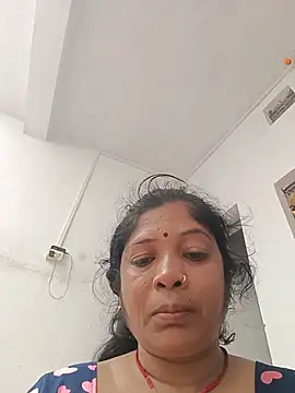 Snapshot of Horney_Bhabhi chatting on 07/17/26, 03:02 Horney Bhabhi online show from 07/17/26, 03:02
