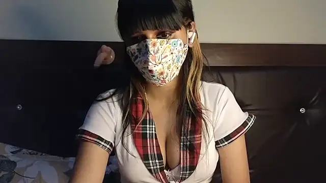 KavyaCurves online show from 04/17/26, 05:27