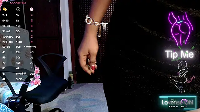 VixenNandhu online show from 04/19/26, 06:21