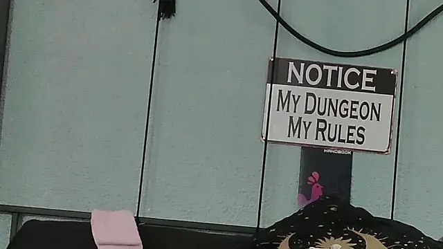 bellaskeykeeper online show from 02/24/26, 05:11