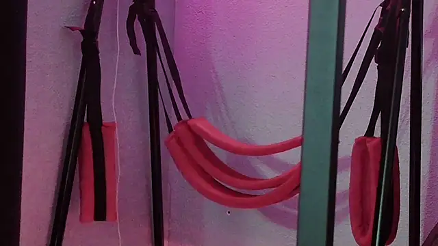 bellaskeykeeper online show from 03/07/26, 06:32