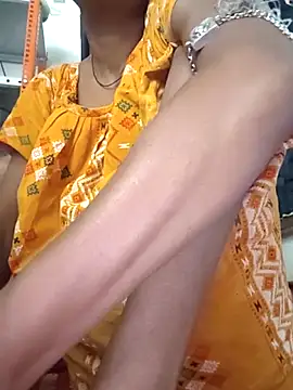 Sweet-runi online show from 04/01/26, 11:00