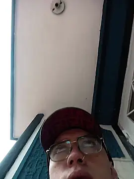 Emmanuel Lust online show from 02/24/26, 11:52