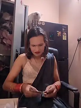 nikitalicious  online show from 02/25/26, 07:45