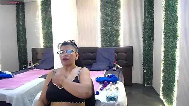 jennifer 0717 online show from 05/03/26, 08:48