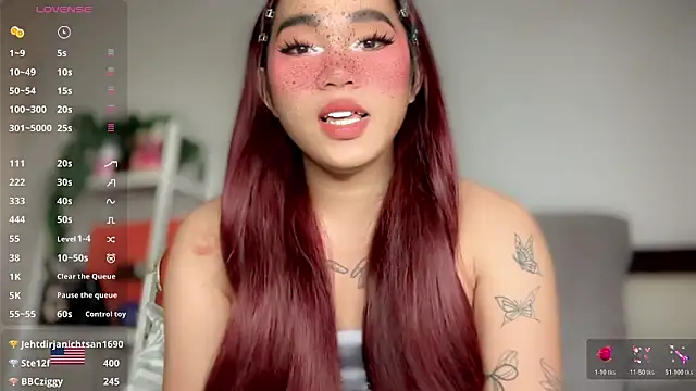 Kelly Mckinney online show from 04/10/26, 07:57