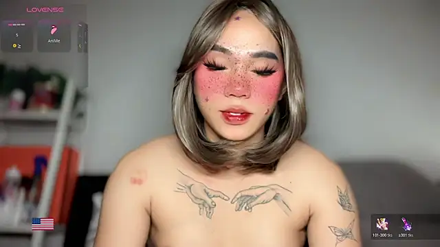 Kelly Mckinney online show from 04/14/26, 10:43