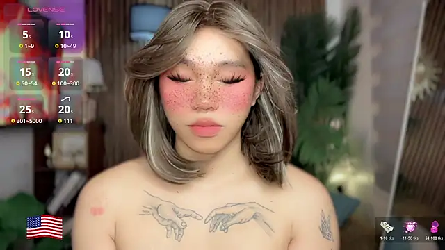 Kelly Mckinney online show from 05/15/26, 10:33