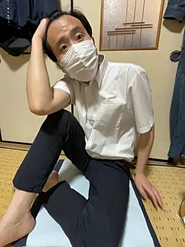 shizuku-kun211 online show from 05/17/26, 06:55