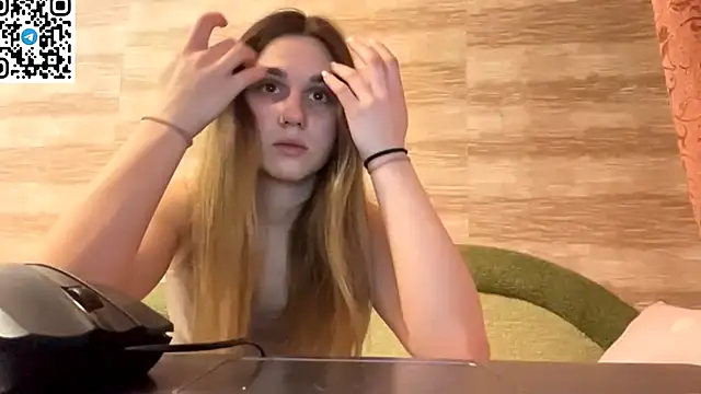 LovelySilk 63 online show from 03/18/26, 08:12