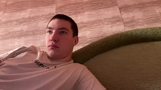 Snapshot of MoonlightVera chatting on 02/21/26, 10:05 MoonlightVera online show from 02/21/26, 10:05