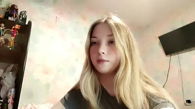 TiaBIanks online show from 03/26/26, 11:49