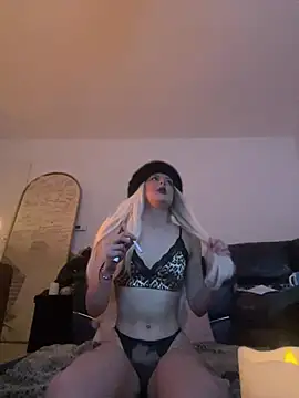 Red Blossom online show from 03/10/26, 05:51