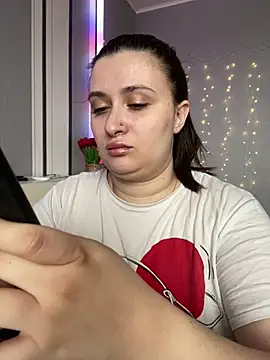 lipsi vikki online show from 02/17/26, 08:11