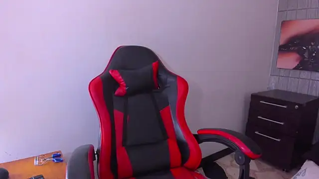 peachy hot online show from 04/10/26, 05:01