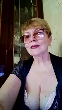 SophieBurns online show from 07/14/26, 10:21