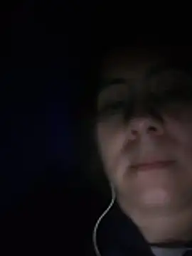 Snapshot of Sophie_Tyler chatting on 05/23/26, 05:12 Sophie Tyler online show from 05/23/26, 05:12
