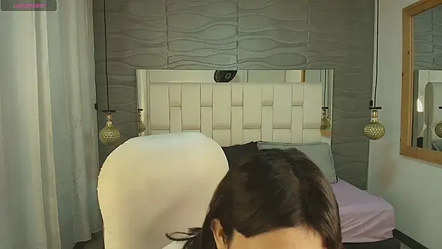 Thaliaa Lopez online show from 02/16/26, 12:12