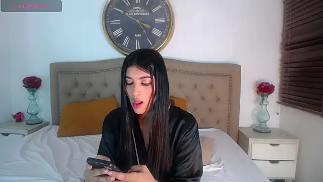 LucyVilla online show from 02/20/26, 04:42