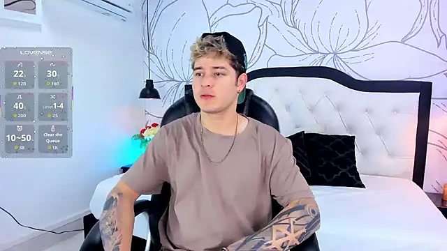 rayan linxx online show from 04/12/26, 07:30