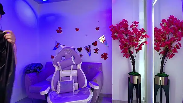 Alanna  scott online show from 02/19/26, 03:35