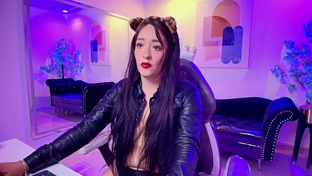 Alanna  scott online show from 03/31/26, 03:41