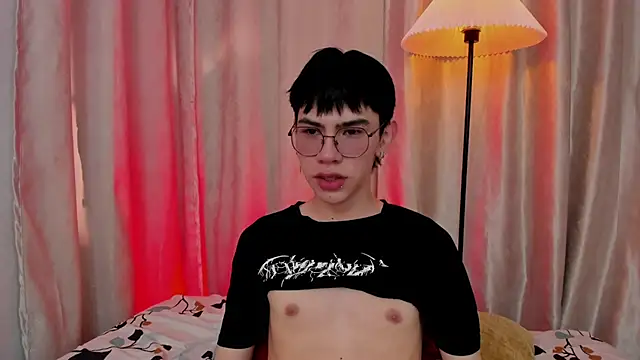 Demian Hush online show from 02/21/26, 07:26