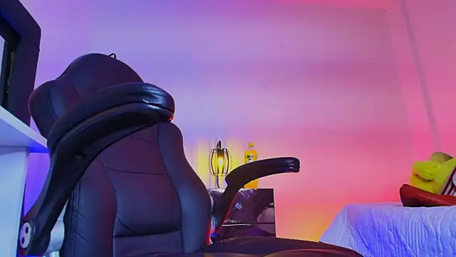 Axell Kussh online show from 03/20/26, 03:22