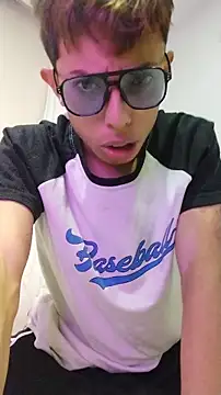 Snapshot of _camilo_ortiz chatting on 07/19/26, 03:54 camilo ortiz online show from 07/19/26, 03:54
