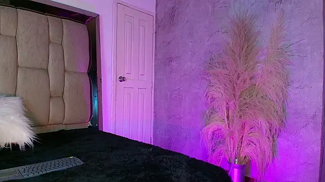 REDS VELVET online show from 02/09/26, 03:43